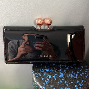 Ted baker wallet